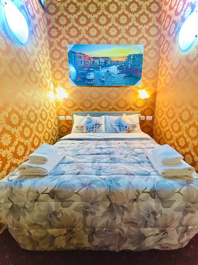 Casa Banon Hotel Venetië Buitenkant foto