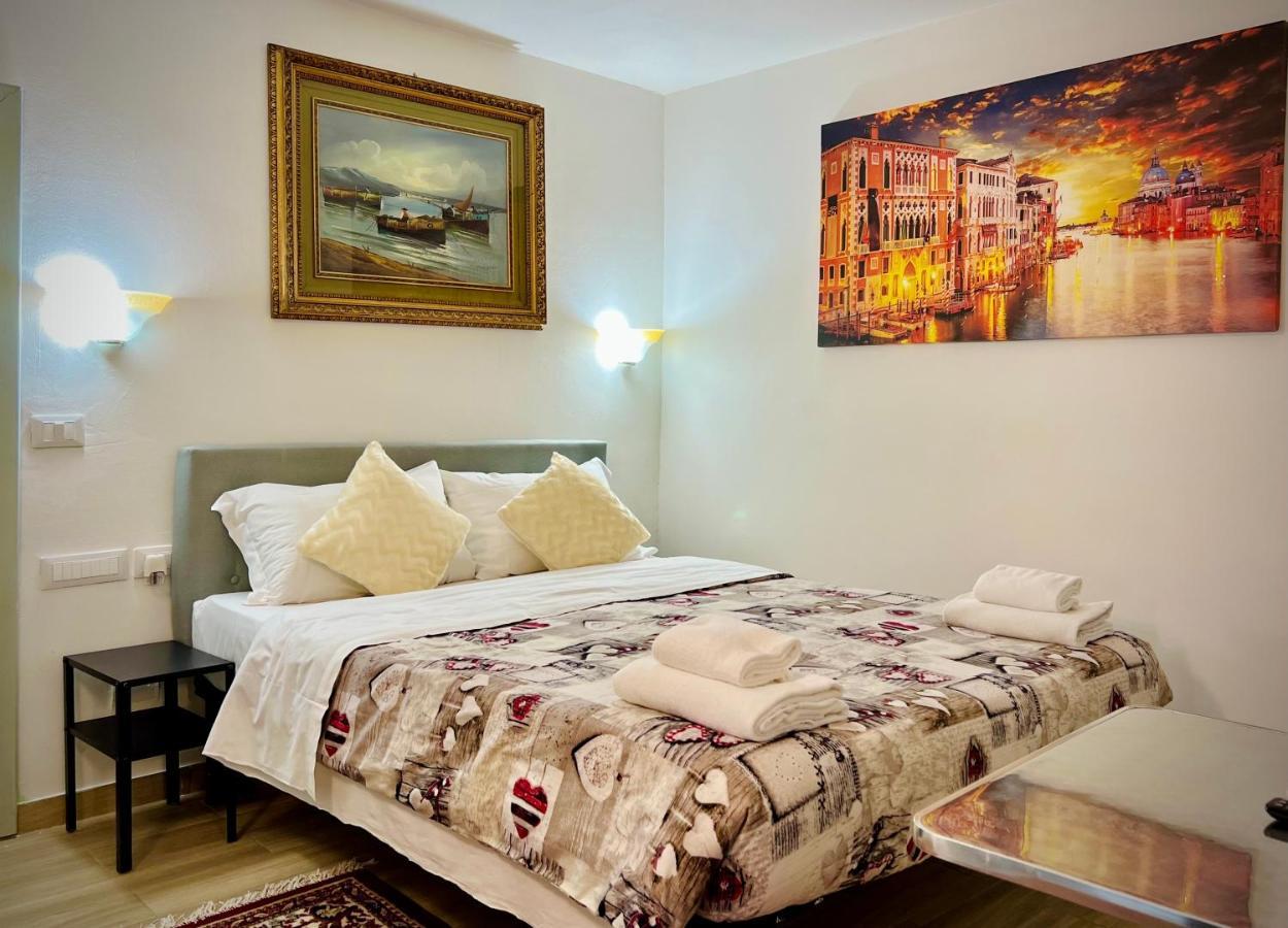 Casa Banon Hotel Venetië Buitenkant foto