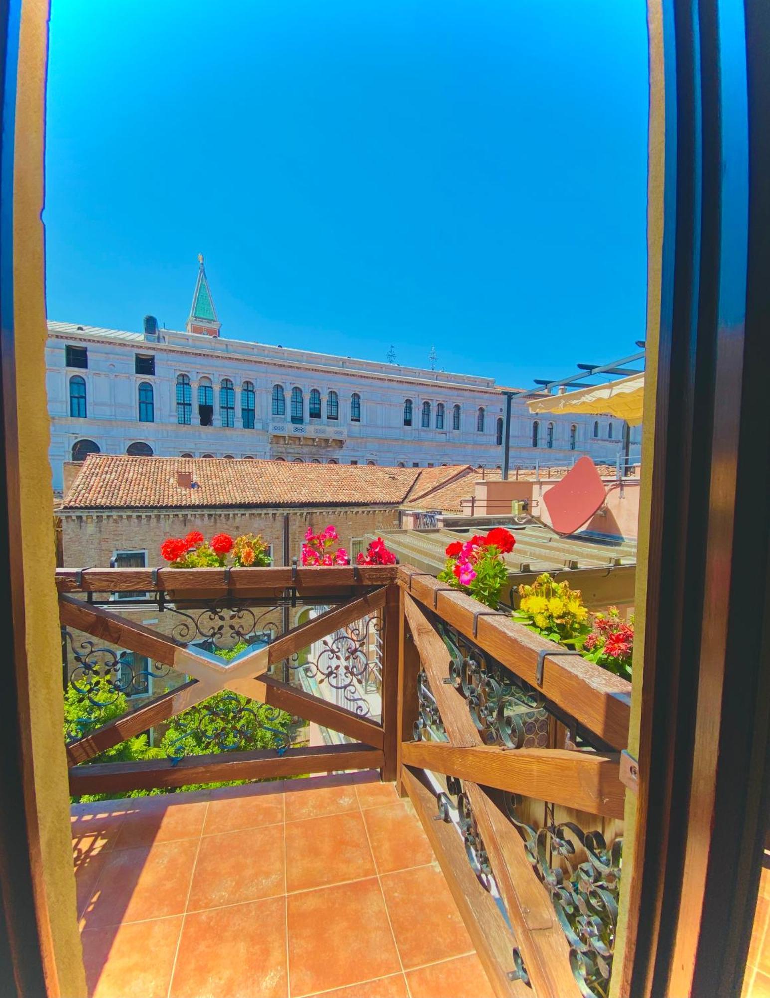Casa Banon Hotel Venetië Buitenkant foto